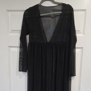Elegant Black V-neck‎ Sleeveless Swim Coverup